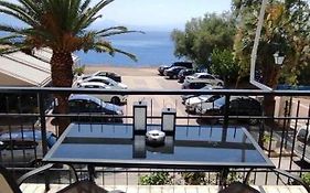 Sea Side Apartment
